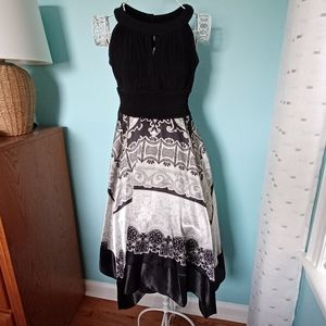 EUC Melrose Black, Grey & Light Ivory Evening Dress - Women's Size 8